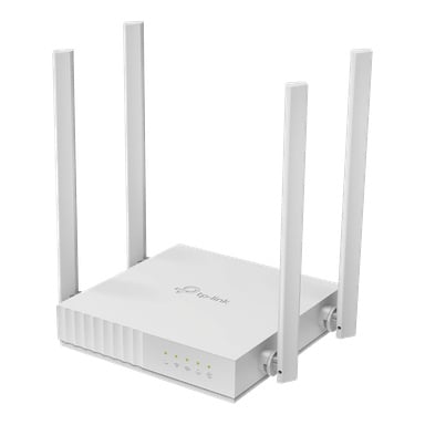 En TP-Link trådlös router med vit kropp, fyra externa antenner som står upprätt och indikatorlampor på frontpanelen.