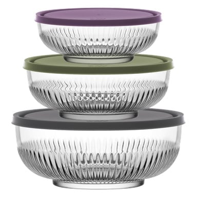 Ett set med tre räfflade klarglasburkar för matförvaring är staplade i stigande storlek, var och en toppad med ett plastlock i olika färg – lila för den minsta, grön för den medelstora och grå för den största. Setet är från No Brand.
