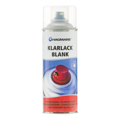 Hagmans Varnish i en sprayboks merket KLARLACK BLANK, KLARLAK BLANK, KLARLAKK BLANK, KASLAKKA KIILTÄVÄ, CLEAR LACQUER GLOSS og LAKIER BEZBARWNY BŁYSZCZĄCY.