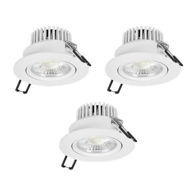 Tre runda vita Markslöjd Downlight Hera LED-downlights, erbjudna som ett set om tre, var och en med synliga metallkylflänsar och monteringsklämmor.