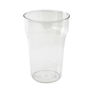 Läpinäkyvä Nordiska Plast -muovilasi seisoo pystyasennossa. Sen reuna on kevyesti levenevä ja pyöreä pohja, jonka alla näkyy merkintöjä.