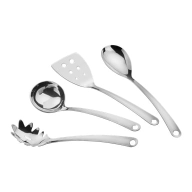 Menuett Kitchen Utensils fyrdelade set består av pastaserver, skop, spada med spatel och serveringssked, alla gjorda av rostfritt stål och uppradade bredvid varandra. Varje redskap har ett hål på spetsen av handtaget för bekväm upphängning.