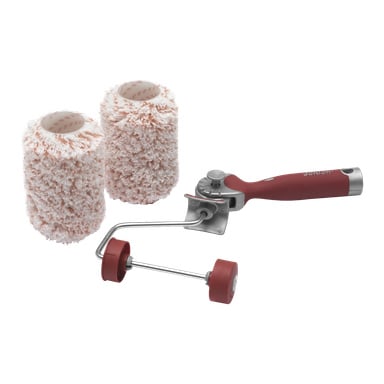 Et Jordan Roller Perfect 3-delt sett med rødt håndtak og to ekstra rosa og hvite, fluffy rulletrekk.