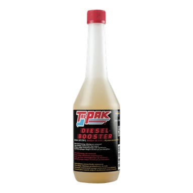 En plastflaske med rød kork merket Tripak Diesel additive DieselBooster. Etiketten viser produktinformasjon, har et svensk flagg, og oppgir at produktet kan behandle opptil 350 liter diesel.