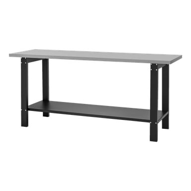 Hard Head Workbench har en rektangulær grå bordplate med robuste svarte metallben og en tilsvarende nedre svart hylle. Det enkle industrielle utseendet er perfekt for verksteder eller tekniske områder.