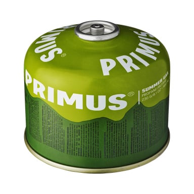 En Primus Summer Gas-beholder med grønt og gult fargeskjema, som rommer 230 g av en propan- og isobutanblanding, utstyrt med en gjengeventil på toppen for tilkobling til bærbare komfyrer.