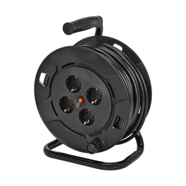 Black Anslut kabellindare med fyra cirkulära eluttag, ett lättburet topphandtag och en robust bas. Snöret är prydligt lindat runt rullen.