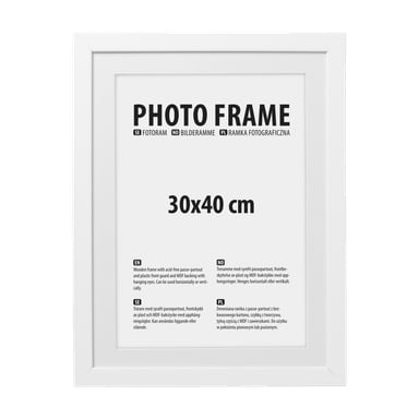 En hvit rektangulær fotoramme fra No brand EMW med ordene "PHOTO FRAME 30x40 cm" i fete svarte bokstaver i midten, med flere produktbeskrivelser listet nedenfor.