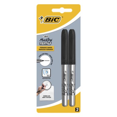 Pari BIC Textile Marking -kyniä keltaisessa ja valkoisessa 2-pakkauksessa, molemmissa mustat korkit. Pakkaus korostaa muun muassa pesunkestävää mustetta, erittäin hienoa kärkeä ja yhteensopivuutta monenlaisten kangasten kanssa.