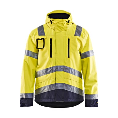 Blaklader Hi-Vis-jackan 483719773389 är klargul med silverfärgade reflekterande ränder, huva, svarta dragkedjor och en svart sektion längst ner. Den har flera framfickor och en rektangulär brickhållare på vänster bröst.