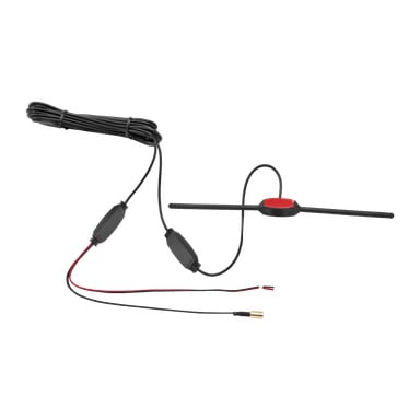 Connects2 DAB-antenne CT27UV82 vises med en lang svart kabel koblet til to svarte inline-moduler og en rød-og-svart kontakt. I midten er det et svart og rødt hus med to horisontale svarte stenger som strekker seg utover.