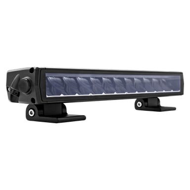 Hamron Light bar LED har en rektangulær form, svart ramme og et gjennomsiktig deksel. Den er montert på to justerbare braketter med skruer.