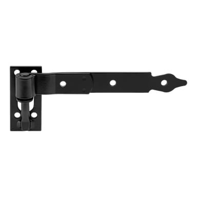 Ett svart metall Hard Head Strap Hinge från ett par om två, med en rektangulär monteringsplatta på vänster sida och en lång arm på höger sida med tre hål och en spetsig spets.
