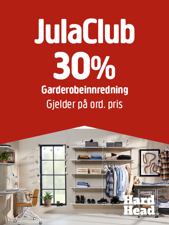 En JulaClub-annonse som tilbyr 30 % rabatt på garderobemøbler. Bildet viser en ryddig, åpen garderobe fylt med klær, oppbevaringsbokser og dekorative gjenstander i et godt opplyst rom. Hard Head-logoen vises i nedre høyre hjørne.